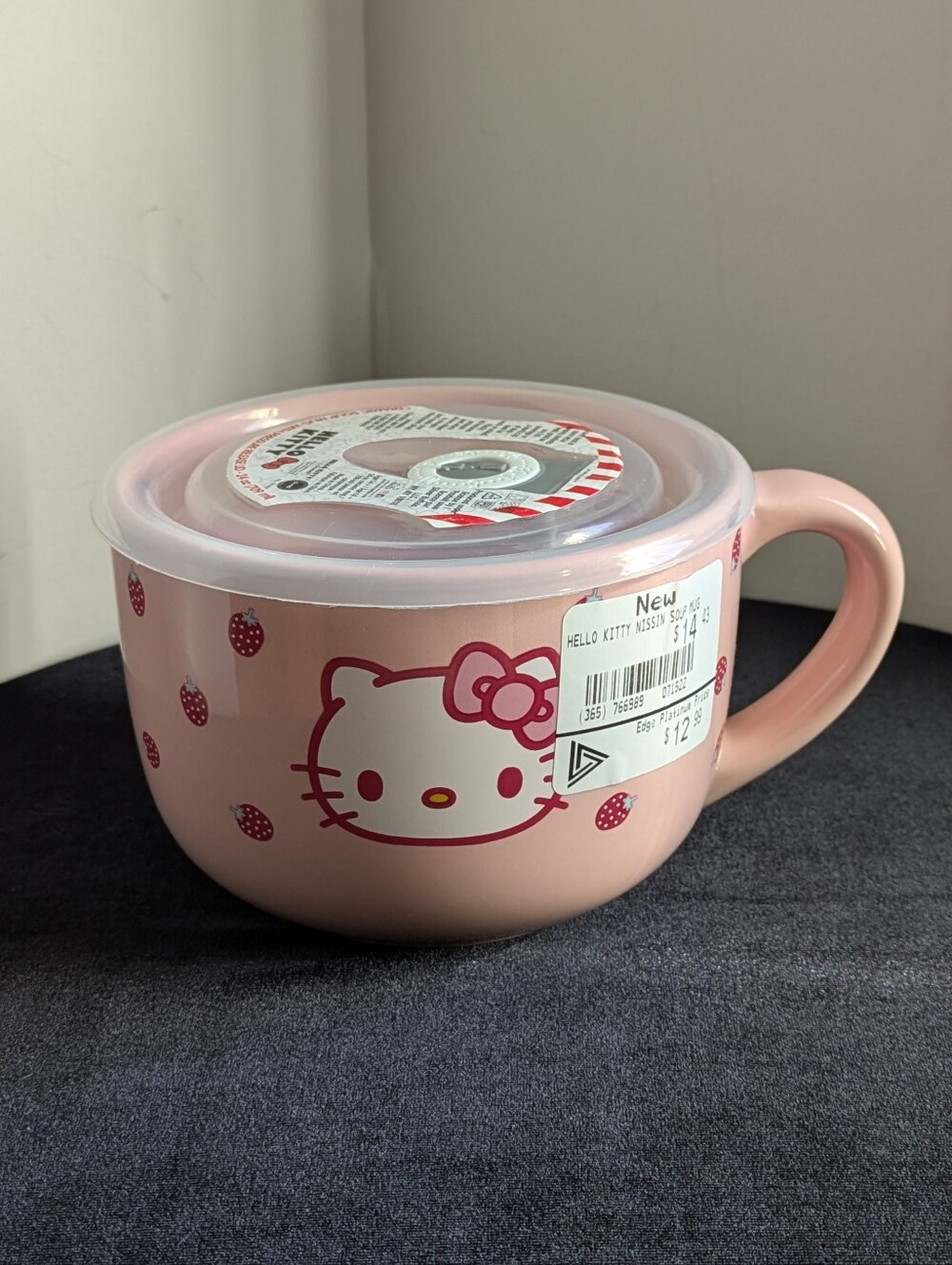 Hello Kitty 24oz Soup Mug With Lid, New With Tags